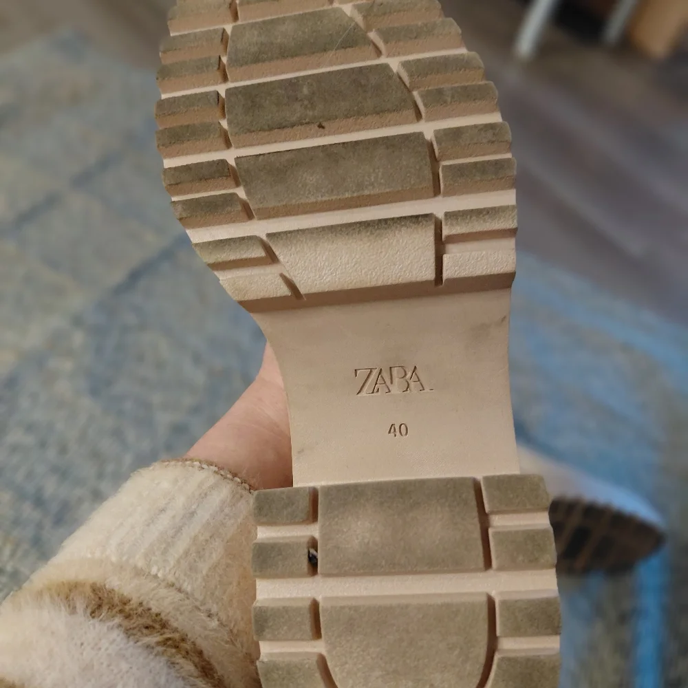 Zara Platform Chunky Mid-Calf Boots 40 Cream/Beige Chelsea Combat Vegan Leather - Picture 4 of 6